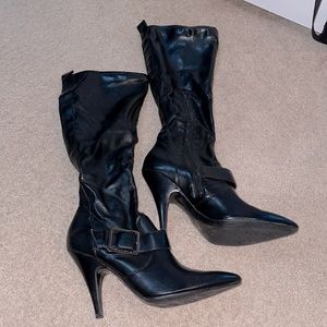 High heel boots